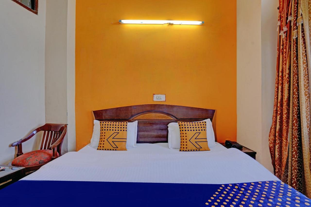 SPOT ON 79984 Hotel Castle View Masuri Exterior foto